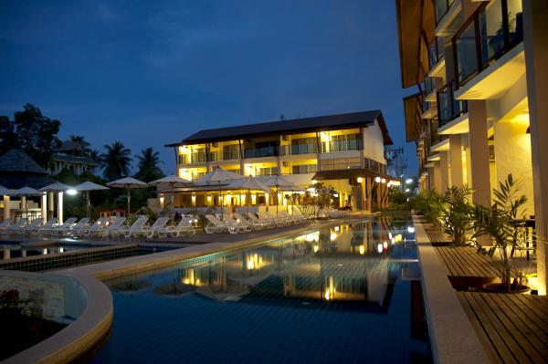 โรงแรมลันตา ปุระ บีช รีสอร์ท (Lanta Pura Beach Resort)